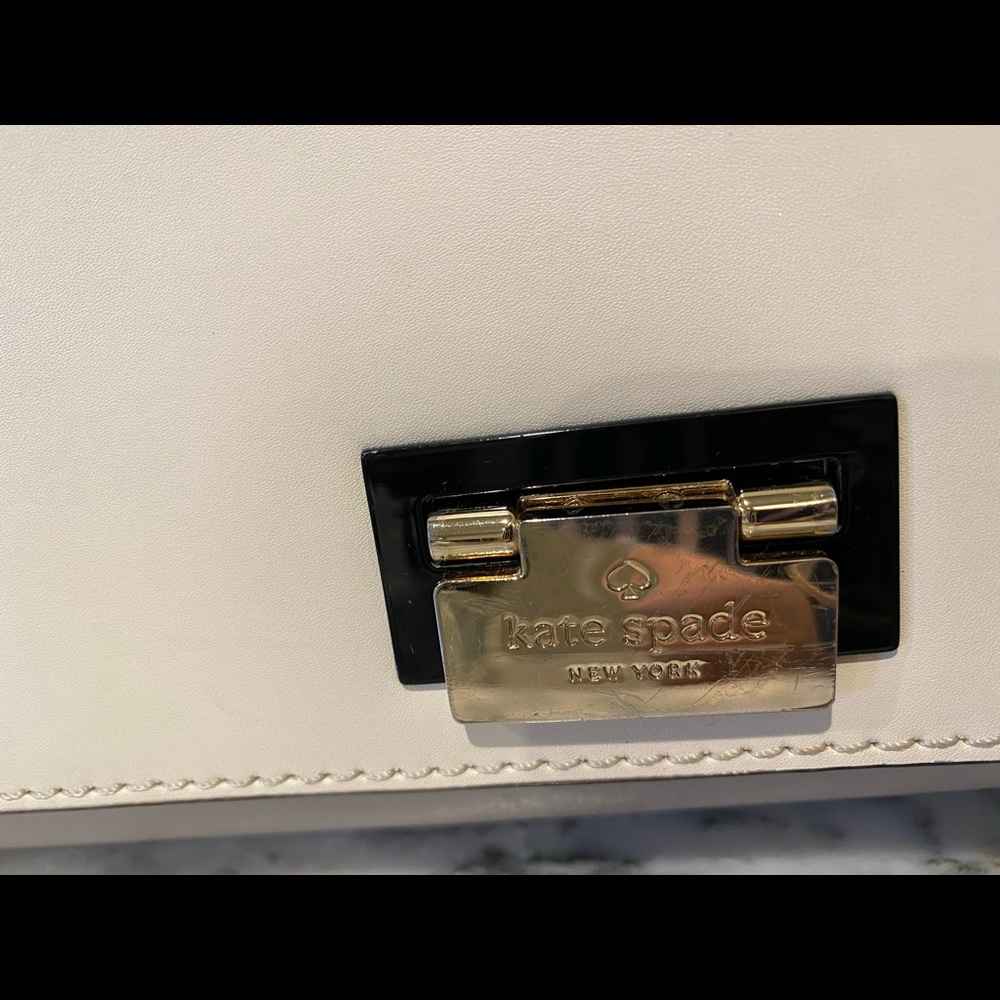 Kate Spade satchel - Picture 7 of 8